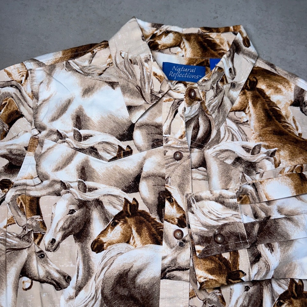 Horse Print Western Shirt  
Womens Medium Cotton Lycra Pearl Snap‎ Equestrian